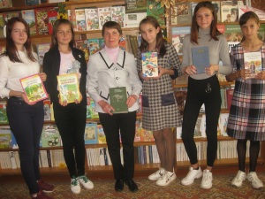 Литературно-игровая программа Будем с книгами дружить К Дню библ 015