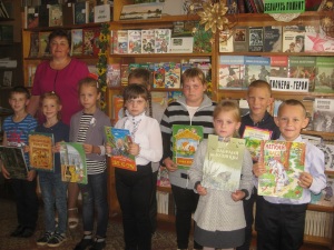 Литературно-игровая программа Будем с книгами дружить К Дню библ 023