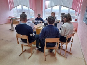 круглый стол алкоголь3