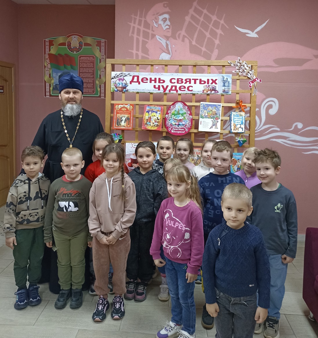 «Пасхальный свет» зажегся в Копыльской детской библиотеке